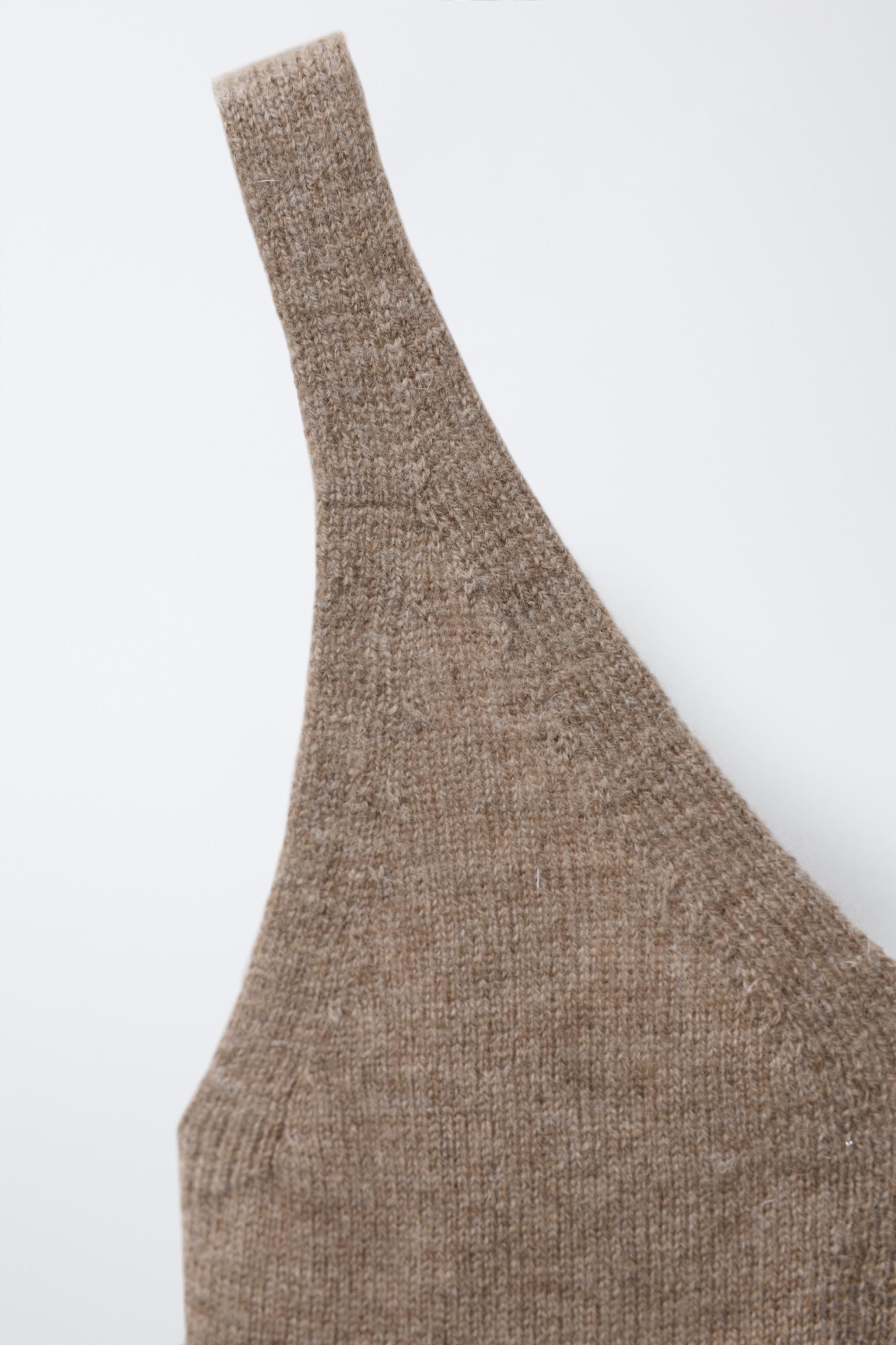 WOOL STRAP TOP
